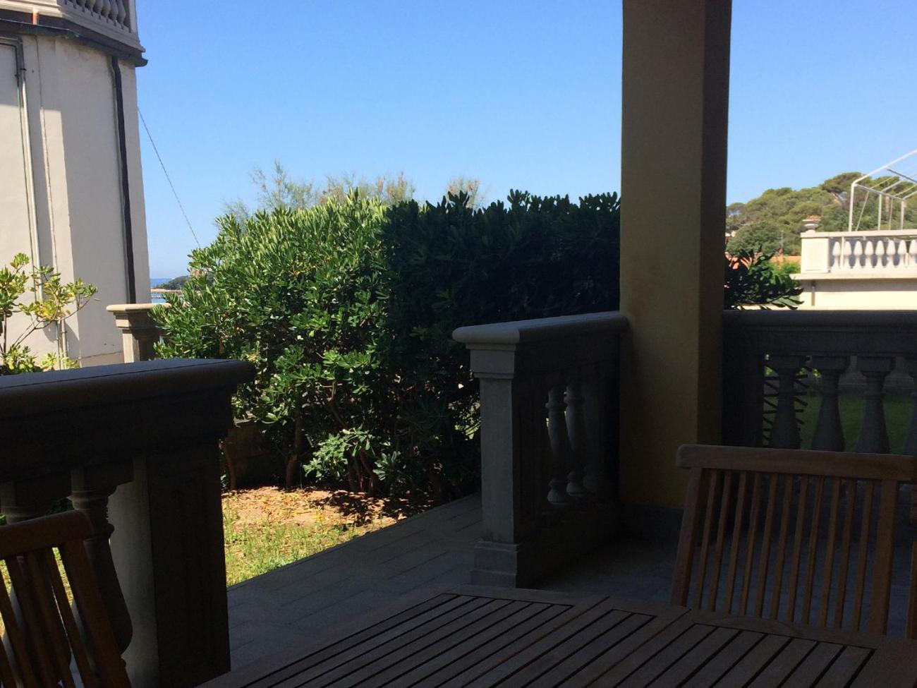 Appartamenti Fronte Mare Castiglioncello Værelse billede