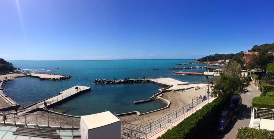 Appartamenti Fronte Mare Castiglioncello Eksteriør billede